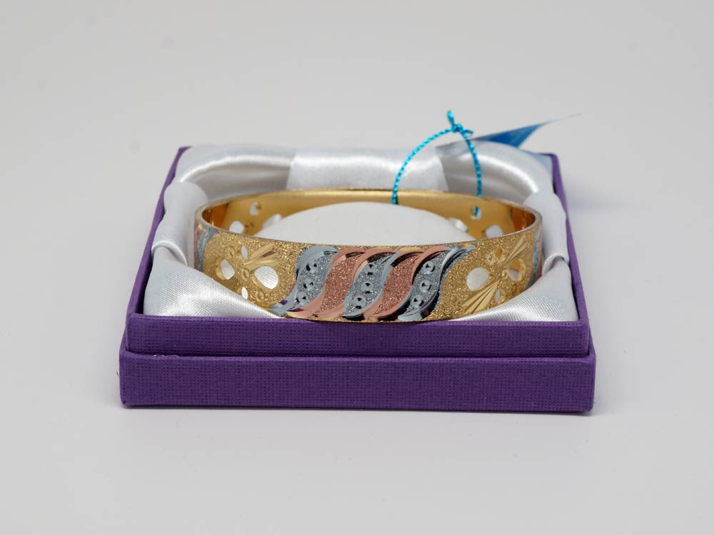 Contemporary design golden bangle