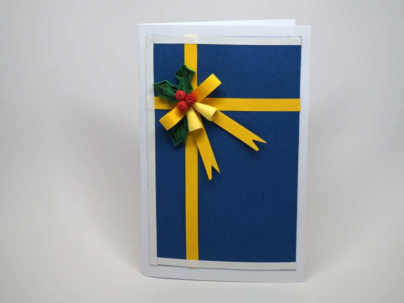 Paper filigree handmade Christmas card