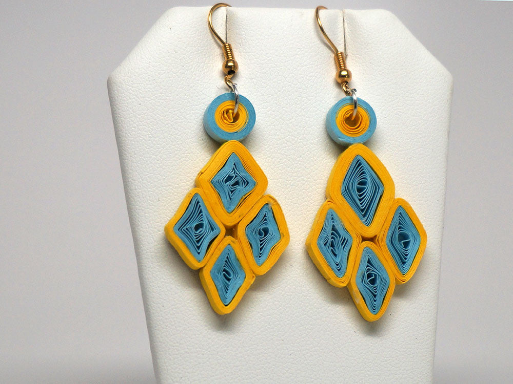 Diamond shape handmade paper filigree earrigs