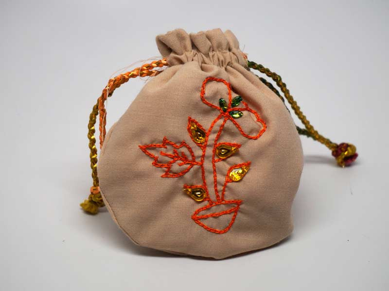 Cipria color pouch with handmade embroidered flower