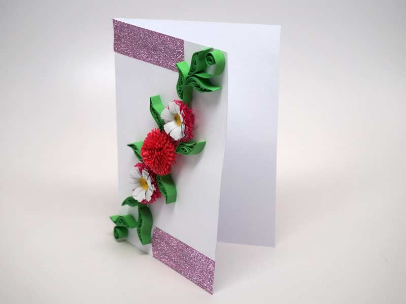 Paper filigree handmade flowers small card