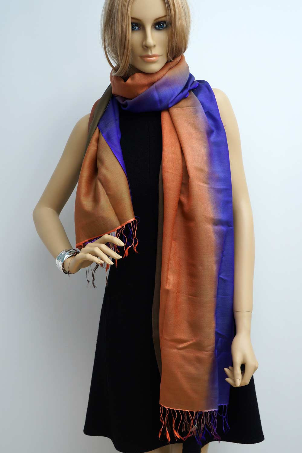 Silk shawl bicolor blue and orange
